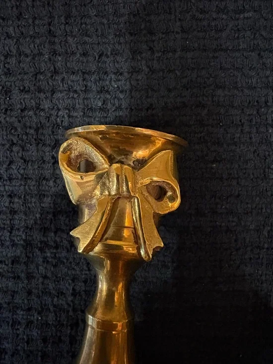 Vintage brass candlestick holders (bow/ribbon) - Picture 4 of 10